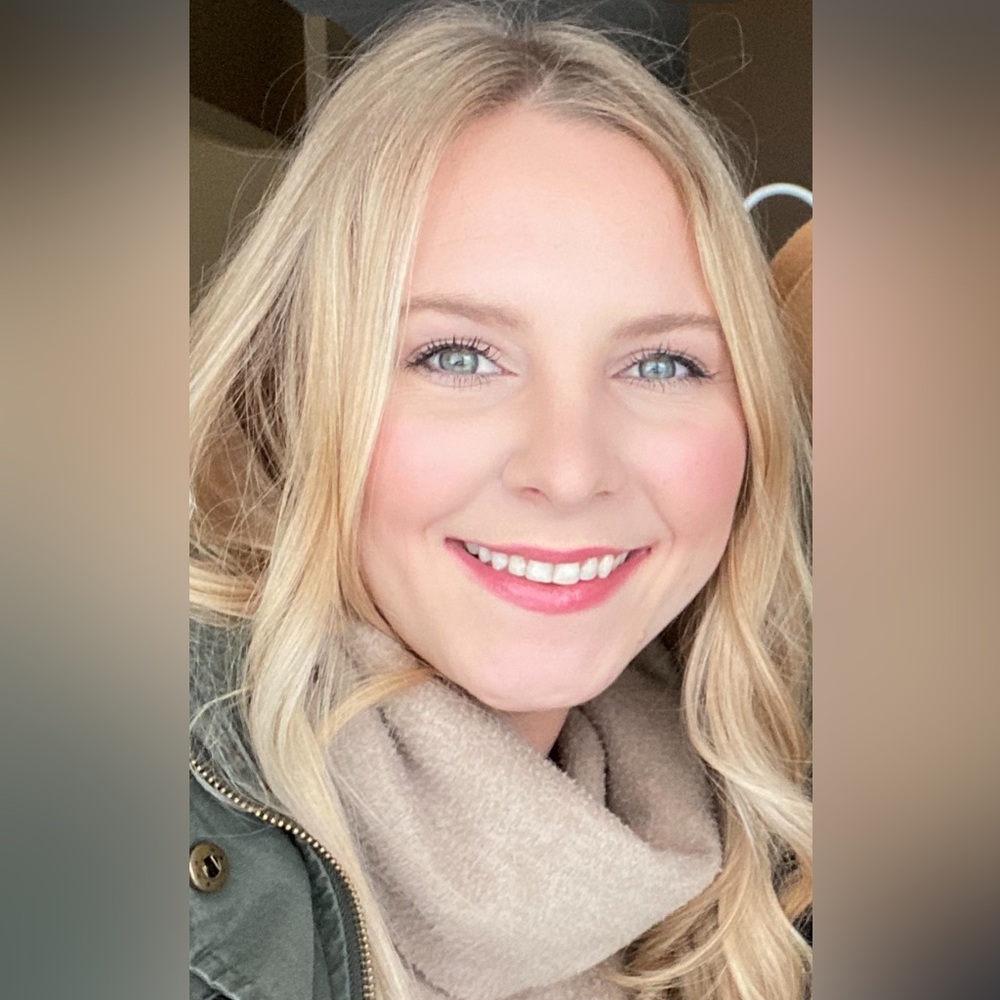 Meet your Posher, Savannah